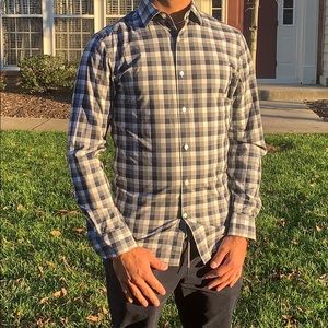 Men’s banana republic small slim fit non iron